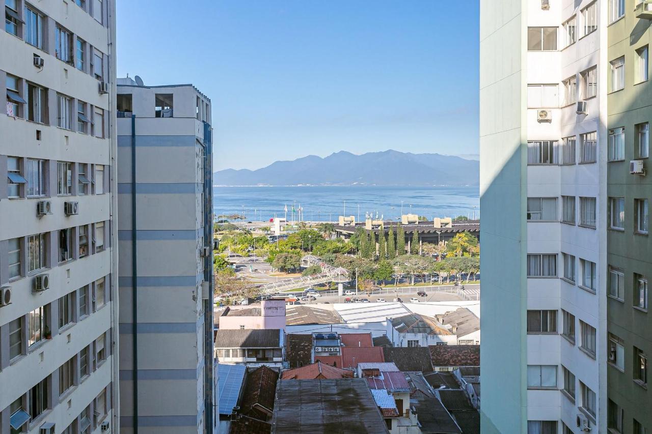 Aptos Modernos No Centro De Floripa - Vlr Florianopolis Exterior photo